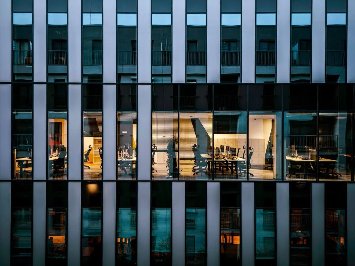 Commercial Storefront and Transom Glazing in Detroit, MI
